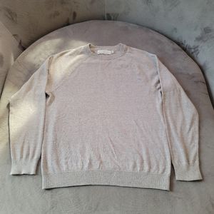 Label of Graded Goods by H&M Sweater
